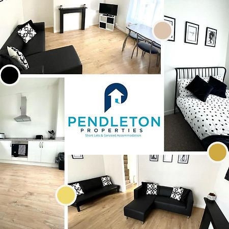 Villa Modern 3 Bed House With Free Parking And Wi-Fi à Preston  Extérieur photo